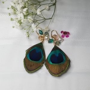 Multi Color Glass; Simulated Pearl Peacock Feather